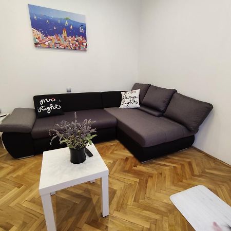 Apartment Tona שיבניק מראה חיצוני תמונה