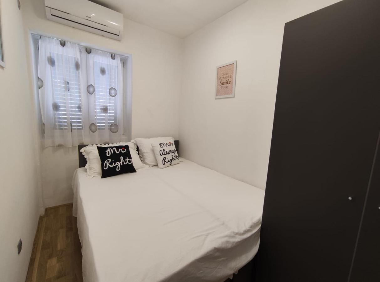 Apartment Tona שיבניק מראה חיצוני תמונה