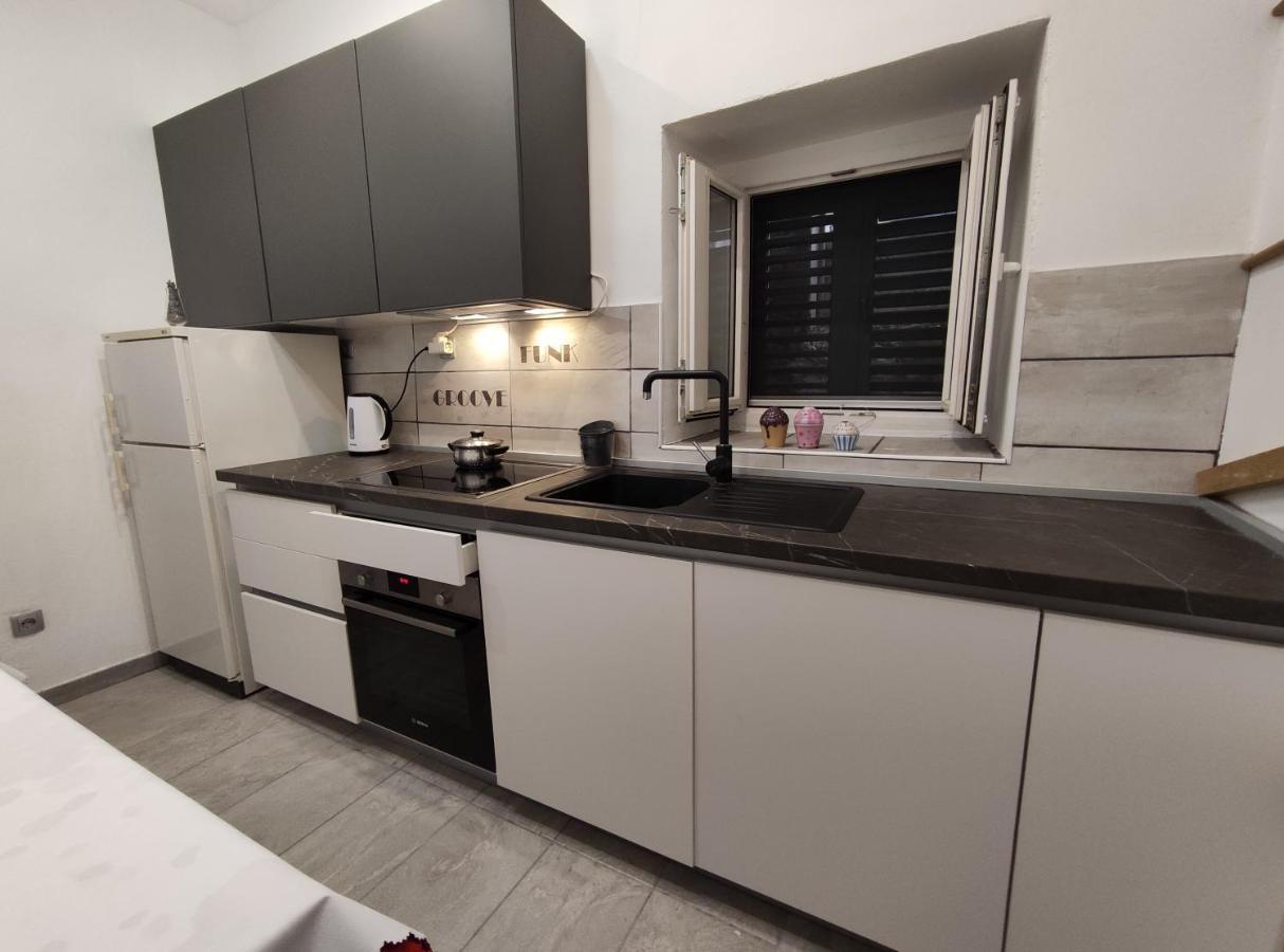 Apartment Tona שיבניק מראה חיצוני תמונה