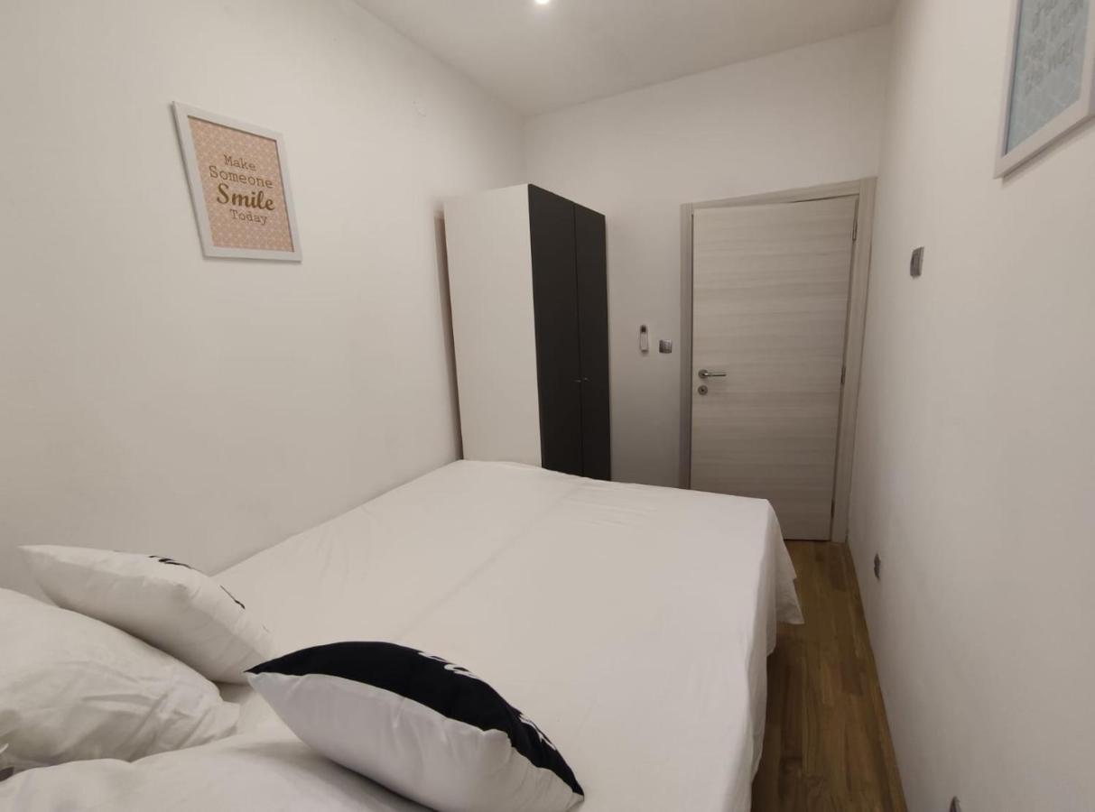 Apartment Tona שיבניק מראה חיצוני תמונה